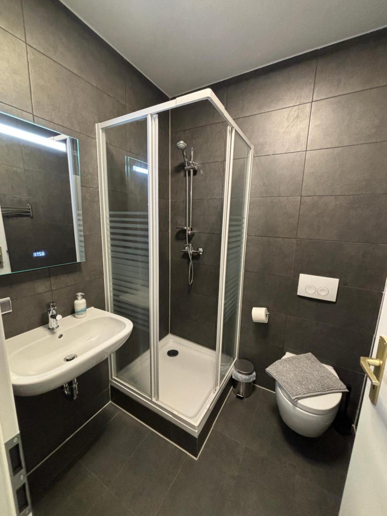 מאינינגן Harmony - 4 Schlafzimmer 2 Baeder Ganzes Apartement מראה חיצוני תמונה